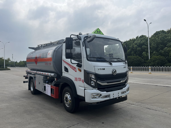 楚勝牌CSC5116GJYEH6型加油車