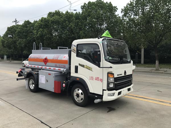 楚勝牌CSC5047GJYZ6型加油車